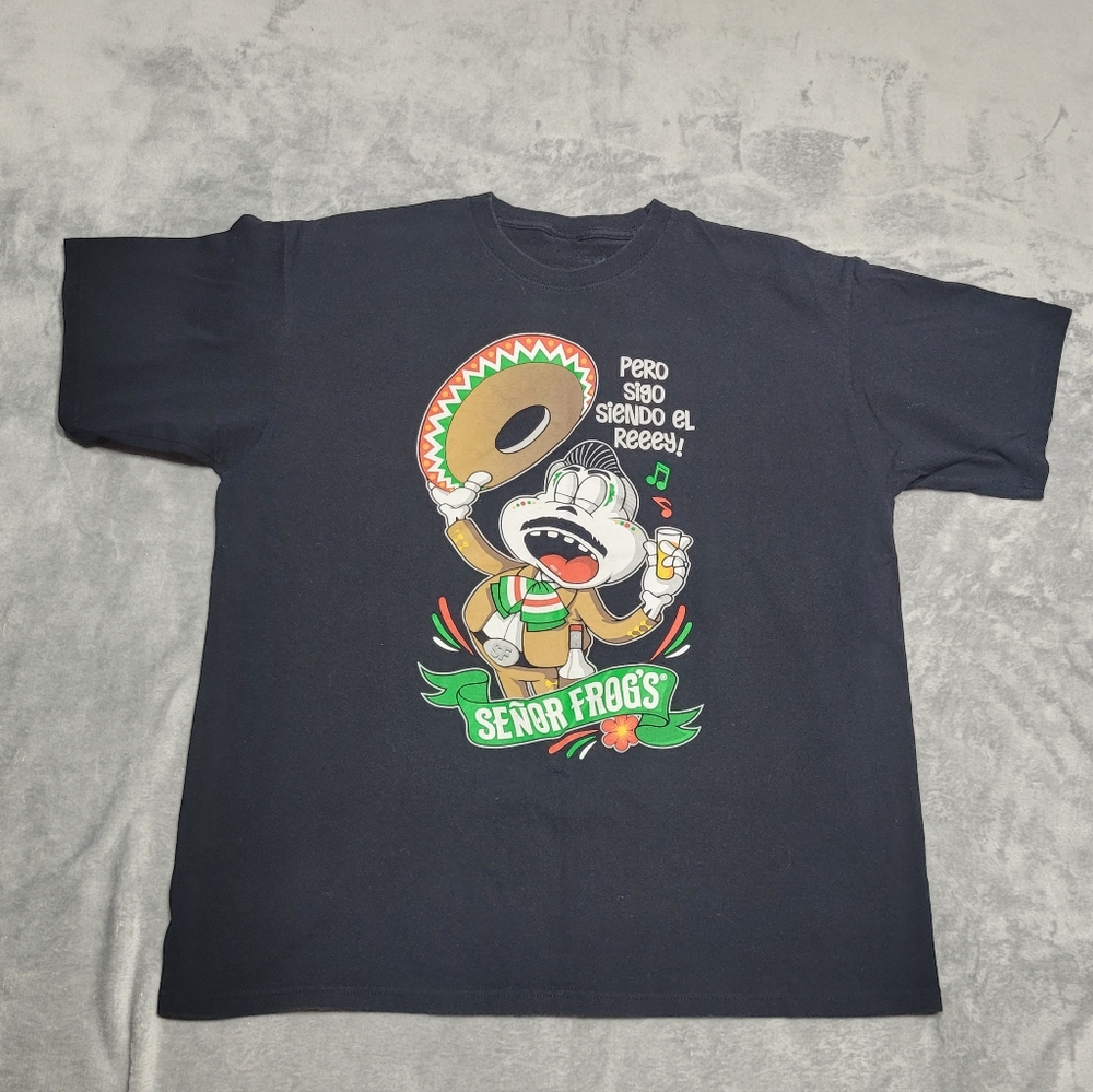Señor Frog's Vicente Fernandez Pero Sigo Siendo el Rey Graphic Tshirt Size XL